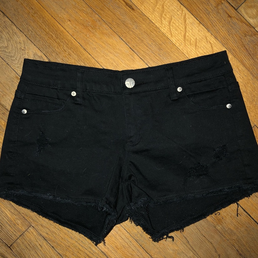 Tractr blu black shorts size 24